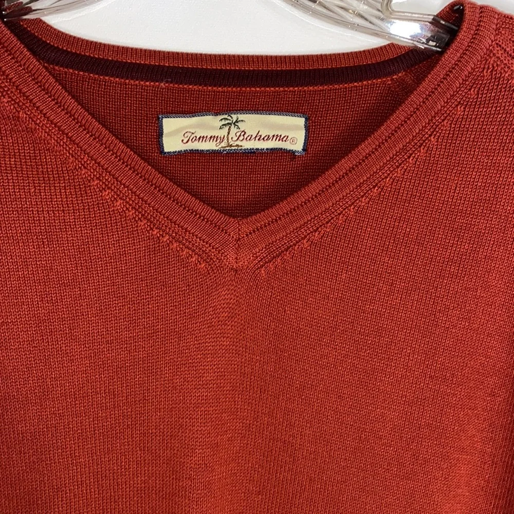 Tommy Bahama Rust V-Neck Lightweight Sweater Men’s (See Measurements)